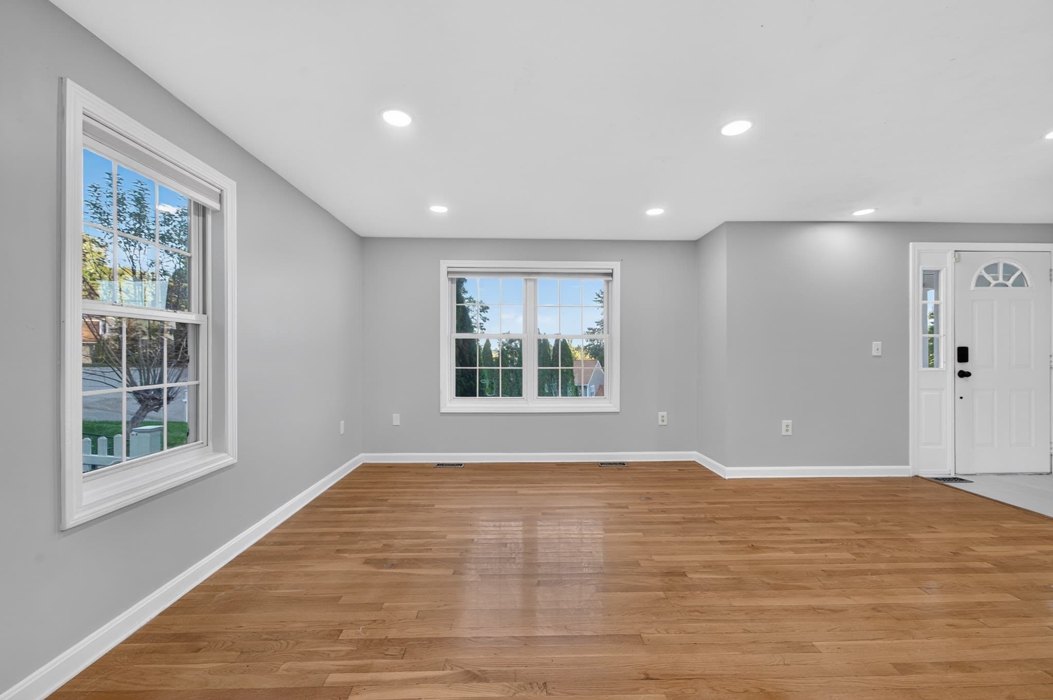 Single Family Residence at 3-A Gates Cir, Worcester MA 01603, Worcester, photo 5 of 39