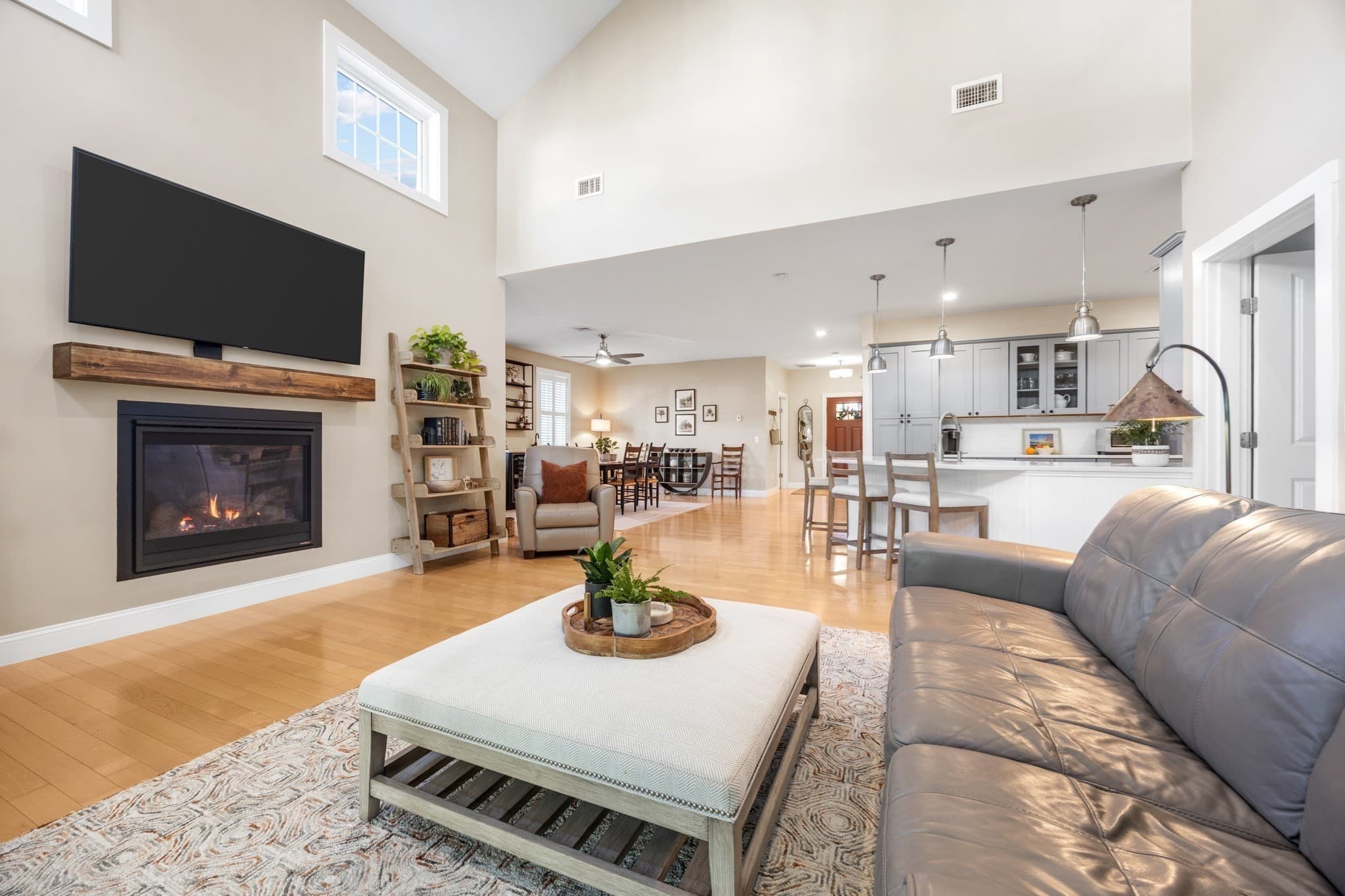 Condominium at 53 Bay Pointe Dr # 53, Wareham MA 02532, Wareham, photo 6 of 37