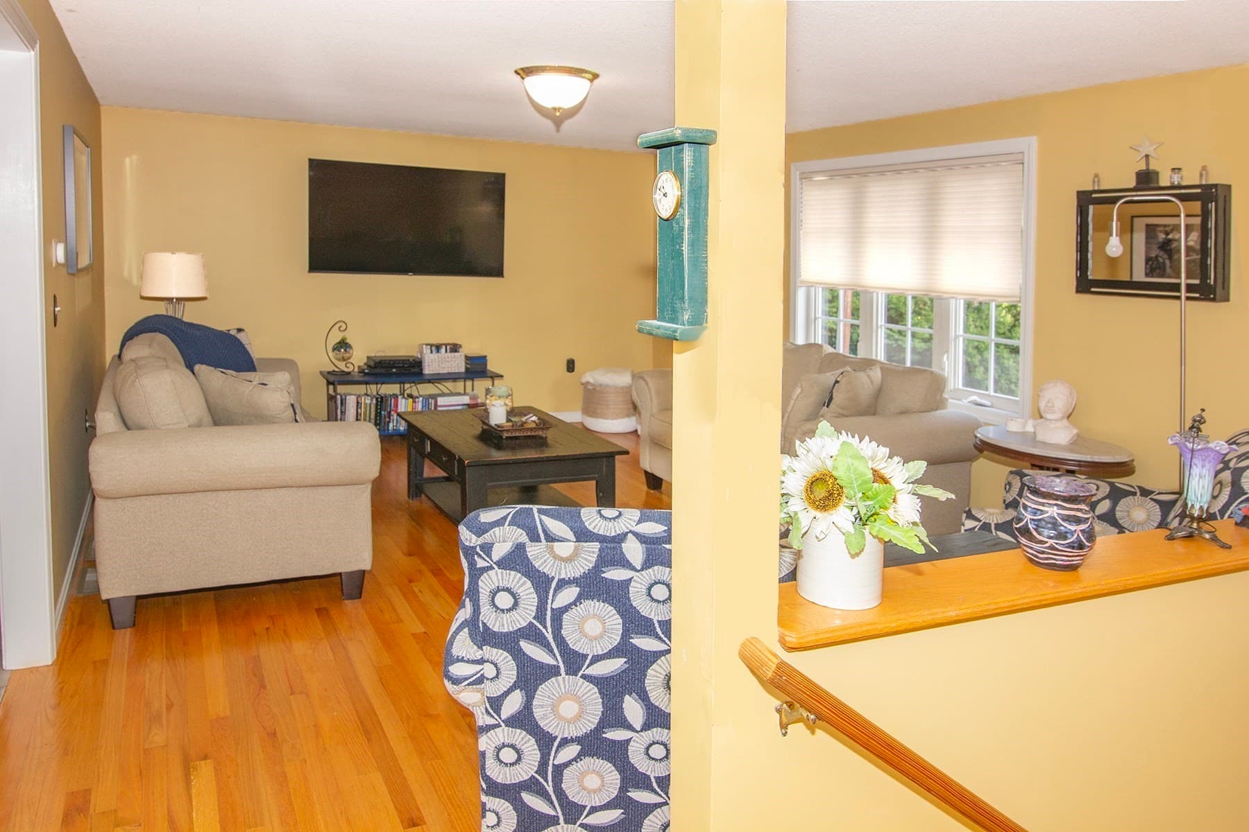 Single Family Residence at 11 Dale St, East Longmeadow MA 01028, East Longmeadow, photo 9 of 27