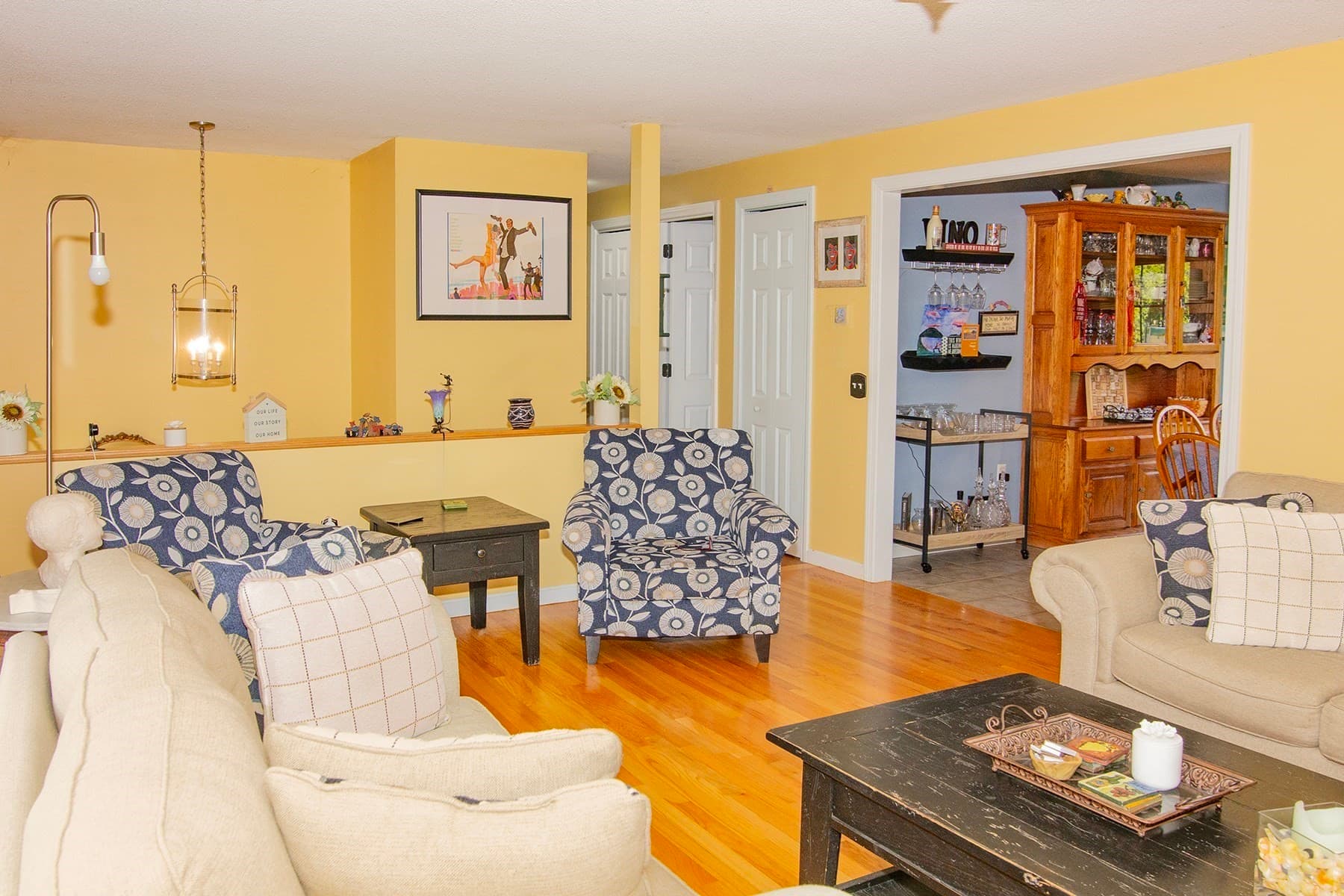 Single Family Residence at 11 Dale St, East Longmeadow MA 01028, East Longmeadow, photo 8 of 27