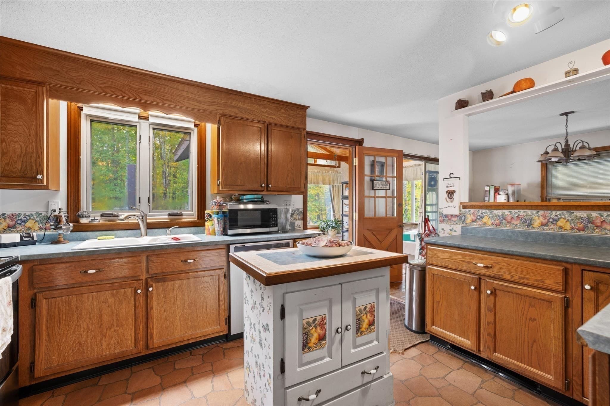 Single Family Residence at 3835 Chestnut Hill Ave, Athol MA 01331, Athol, photo 13 of 37