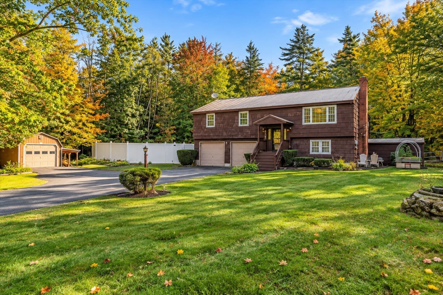 3835 Chestnut Hill Ave, Athol MA 01331