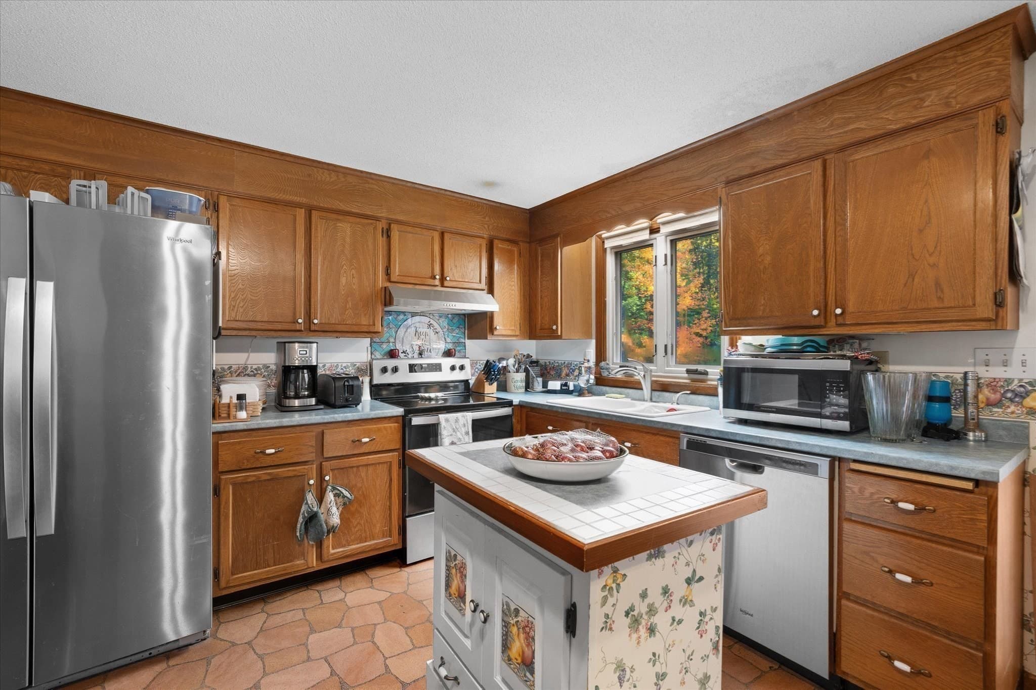 Single Family Residence at 3835 Chestnut Hill Ave, Athol MA 01331, Athol, photo 14 of 37