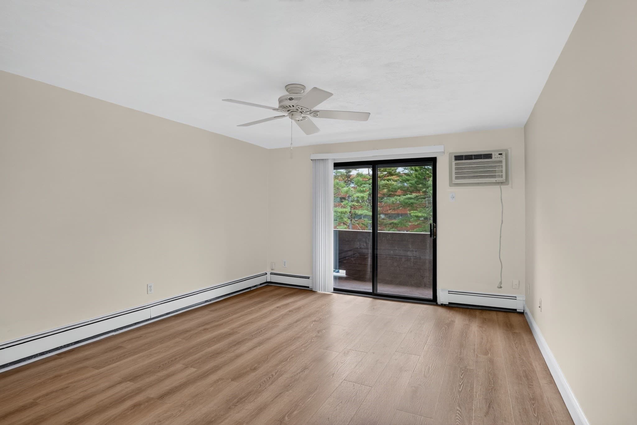 Condominium at 9 Davis Rd # C8, Acton MA 01720, Acton, photo 5 of 15