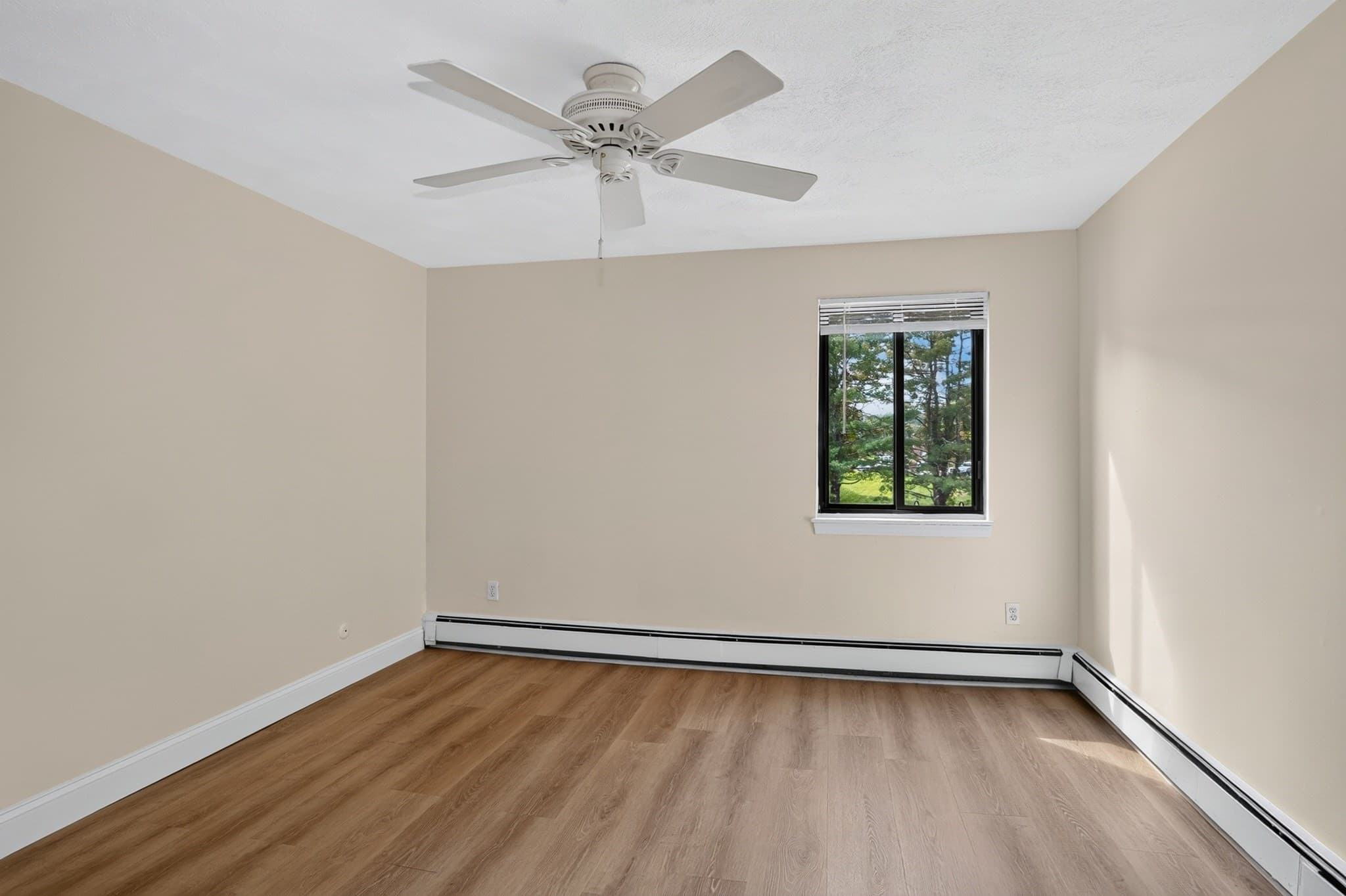 Condominium at 9 Davis Rd # C8, Acton MA 01720, Acton, photo 8 of 15