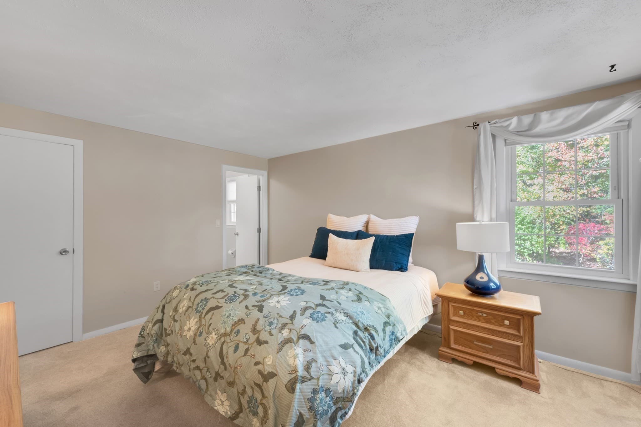 Single Family Residence at 41 Old Bolton Road, Hudson MA 01749, Hudson, photo 13 of 37