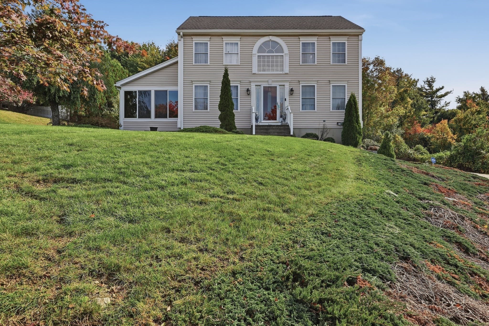 34 Carlson Ln, Gardner MA 01440