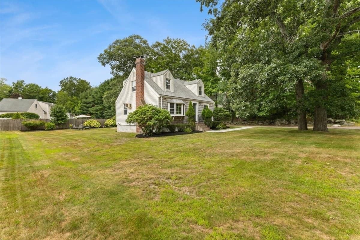 Single Family Residence at 247 Union Street, Norwood MA 02062, Norwood, photo 25 of 30