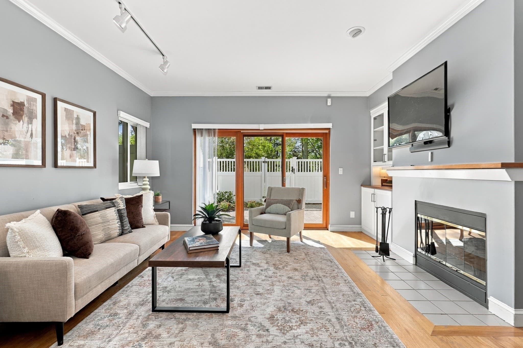 Condominium at 20 Ship Avenue # 34, Medford MA 02155, Medford, photo 3 of 34