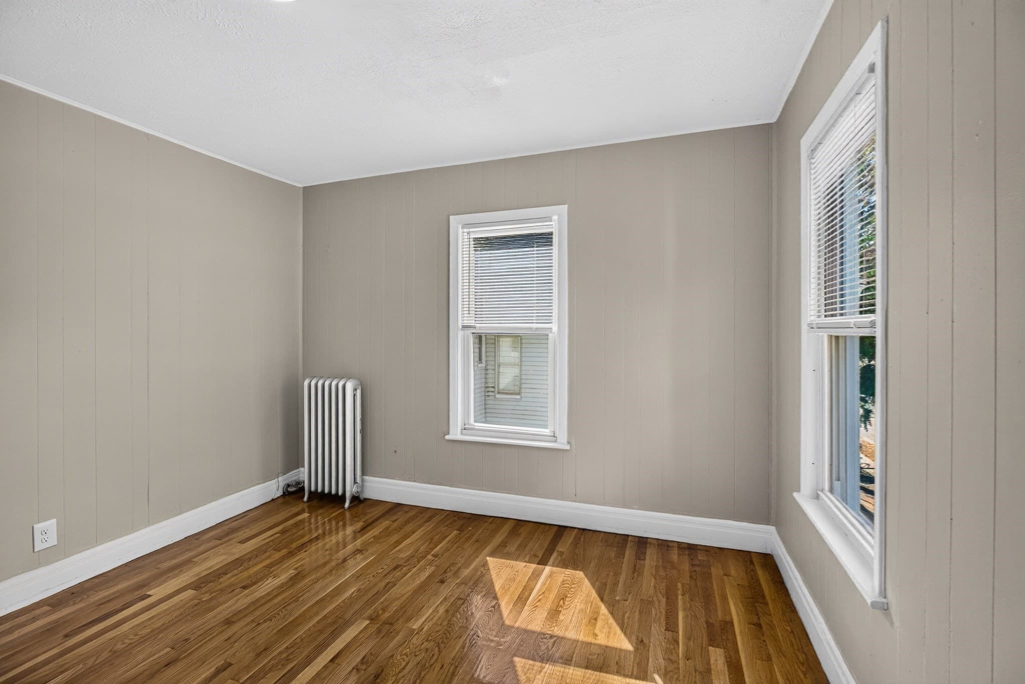 Single Family Residence at 69 Crystal Ave, Springfield MA 01108, Springfield, photo 17 of 28