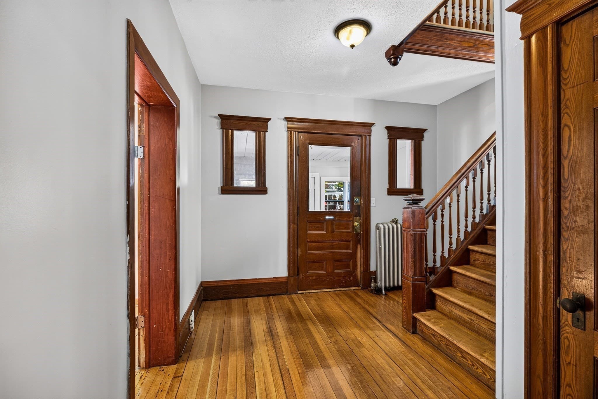 Single Family Residence at 69 Crystal Ave, Springfield MA 01108, Springfield, photo 5 of 28