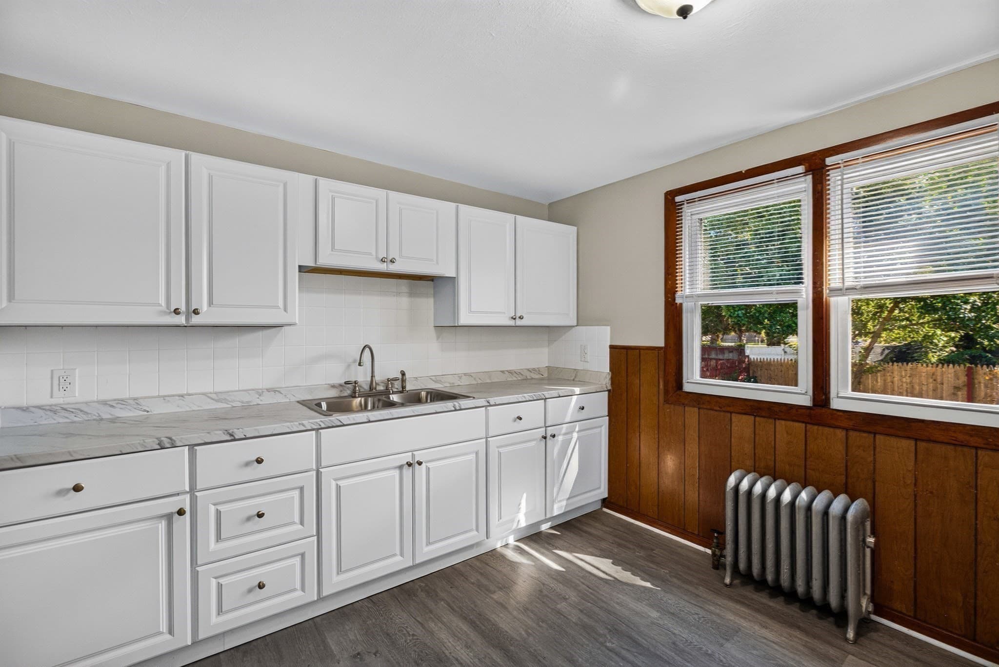 Single Family Residence at 69 Crystal Ave, Springfield MA 01108, Springfield, photo 10 of 28