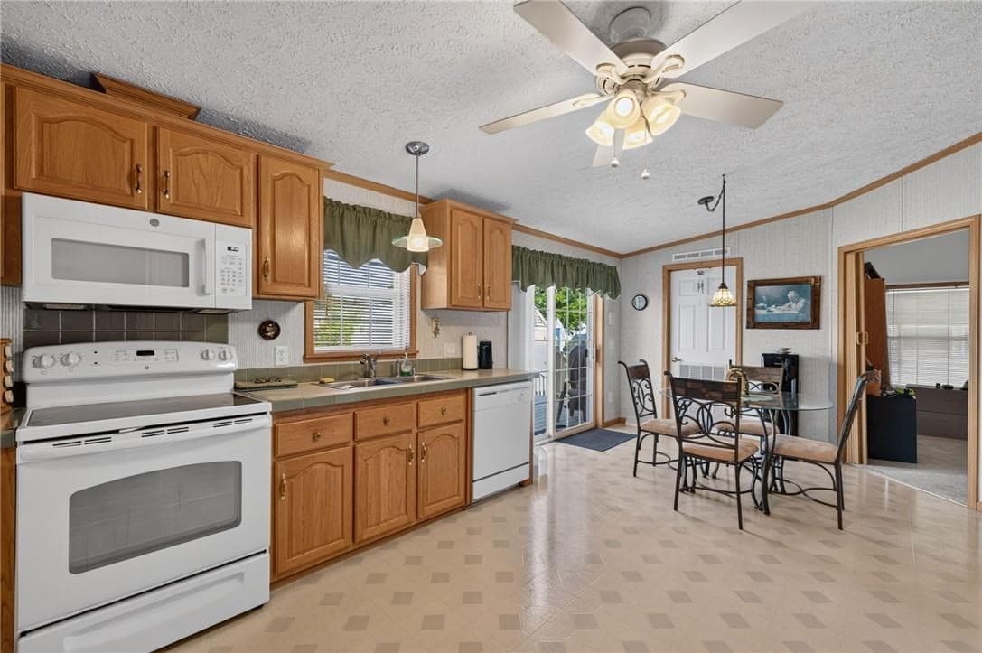 Single Family Residence at 32 Red Tail Trail, Tiverton RI 02878, Tiverton, photo 15 of 32