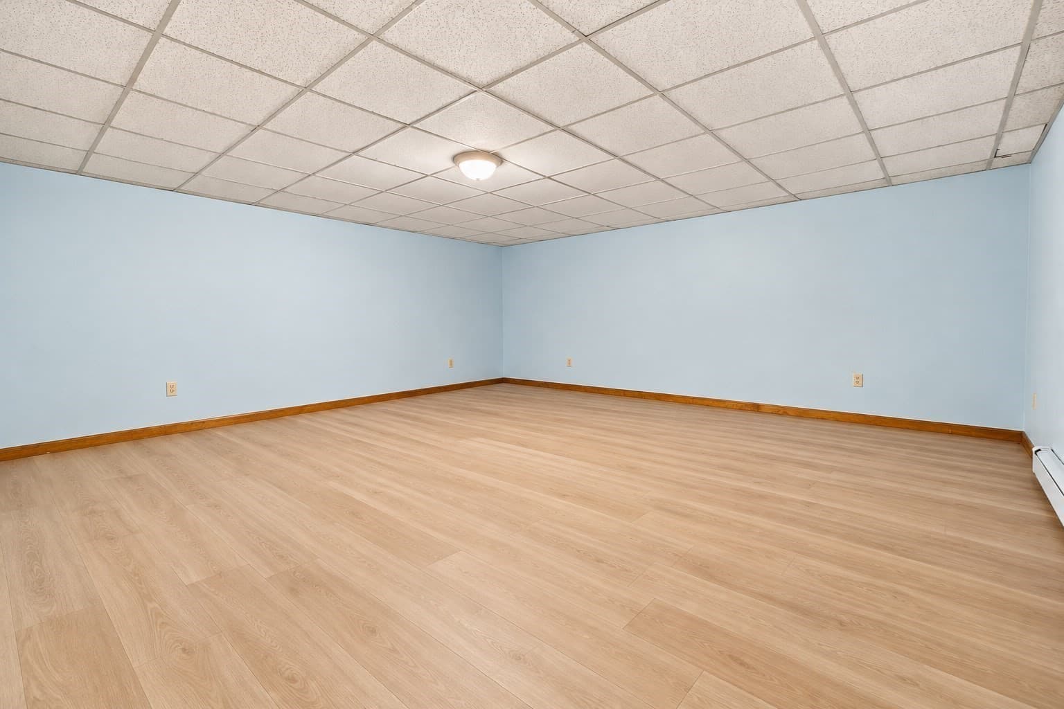 Condominium at 48 Lovering St # 8, Medway MA 02053, Medway, photo 23 of 30