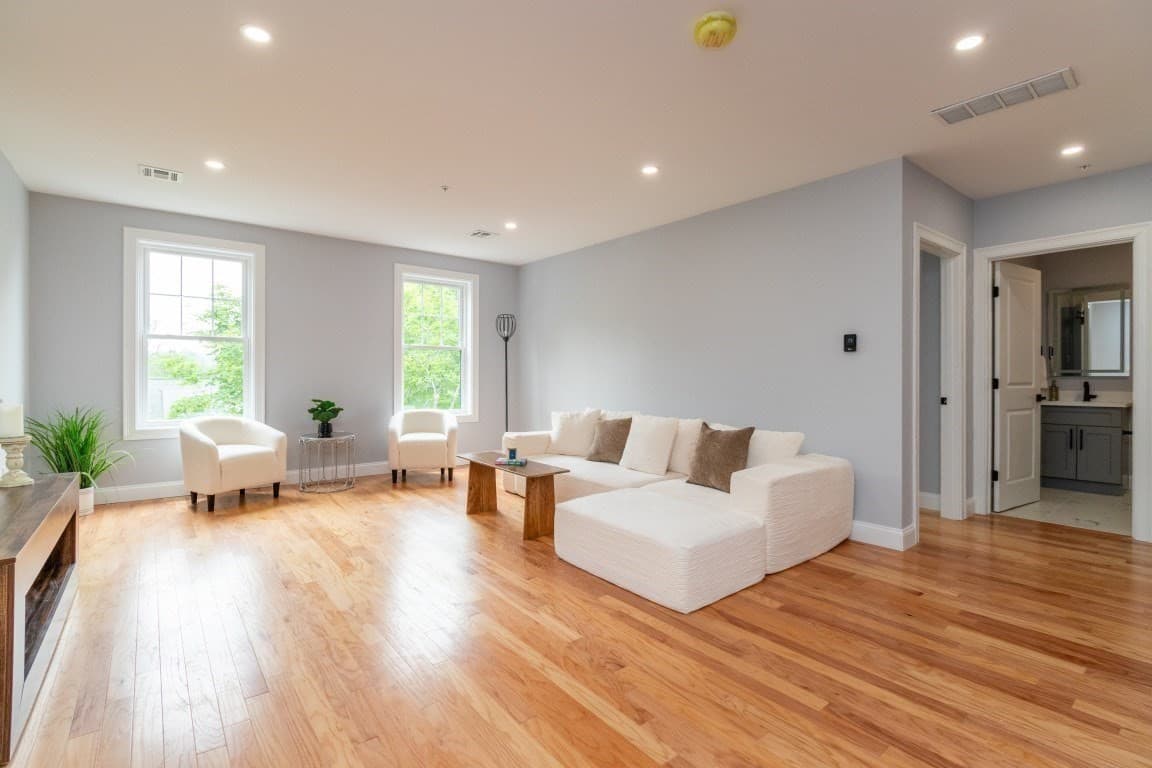 Condominium at 585 Washington Street # 206, Quincy MA 02169, Quincy, photo 6 of 18