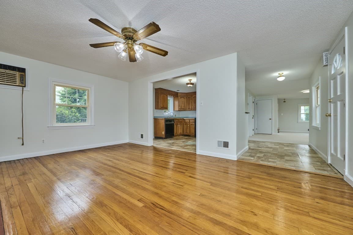 Single Family Residence at 7 Lovett St, Salem MA 01970, Salem, photo 7 of 28