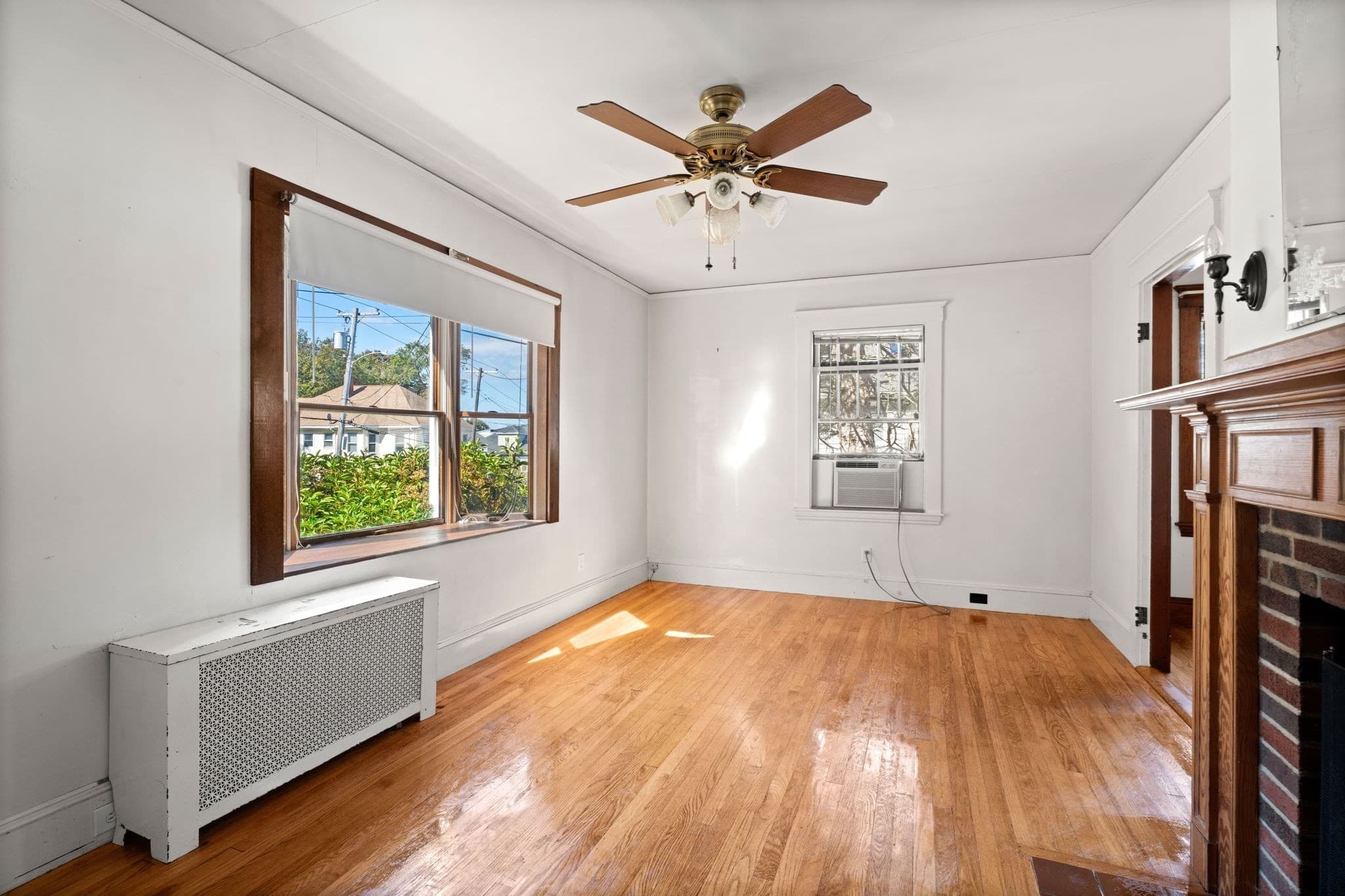 Single Family Residence at 32 Whitney Ave, Beverly MA 01915, Beverly, photo 5 of 27