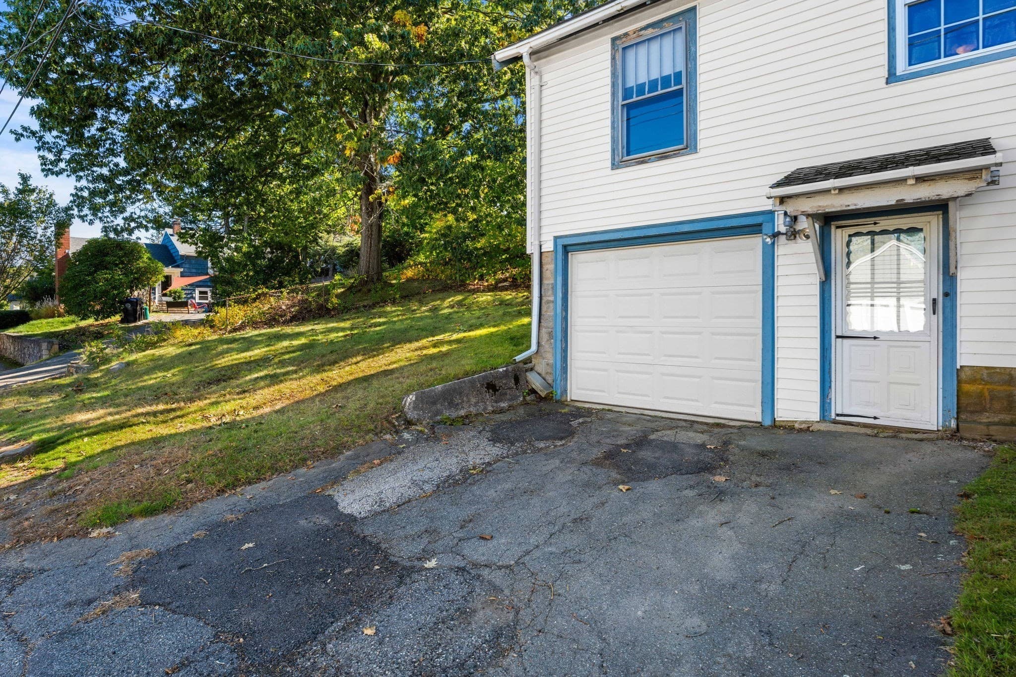 Single Family Residence at 32 Whitney Ave, Beverly MA 01915, Beverly, photo 4 of 27