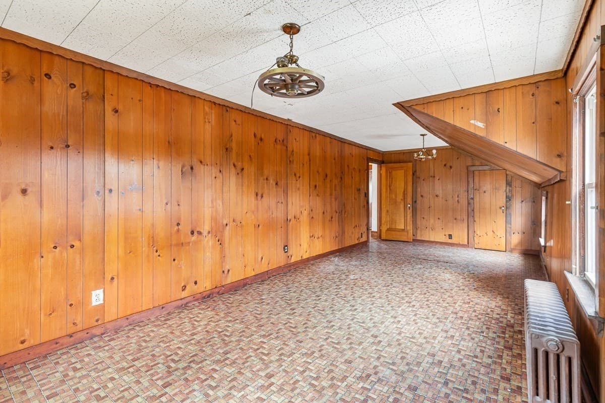 Single Family Residence at 1292 Riverside Ave, Somerset MA 02726, Somerset, photo 22 of 42