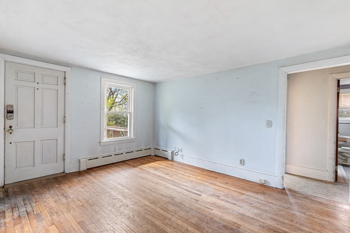 Single Family Residence at 1292 Riverside Ave, Somerset MA 02726, Somerset, photo 10 of 42