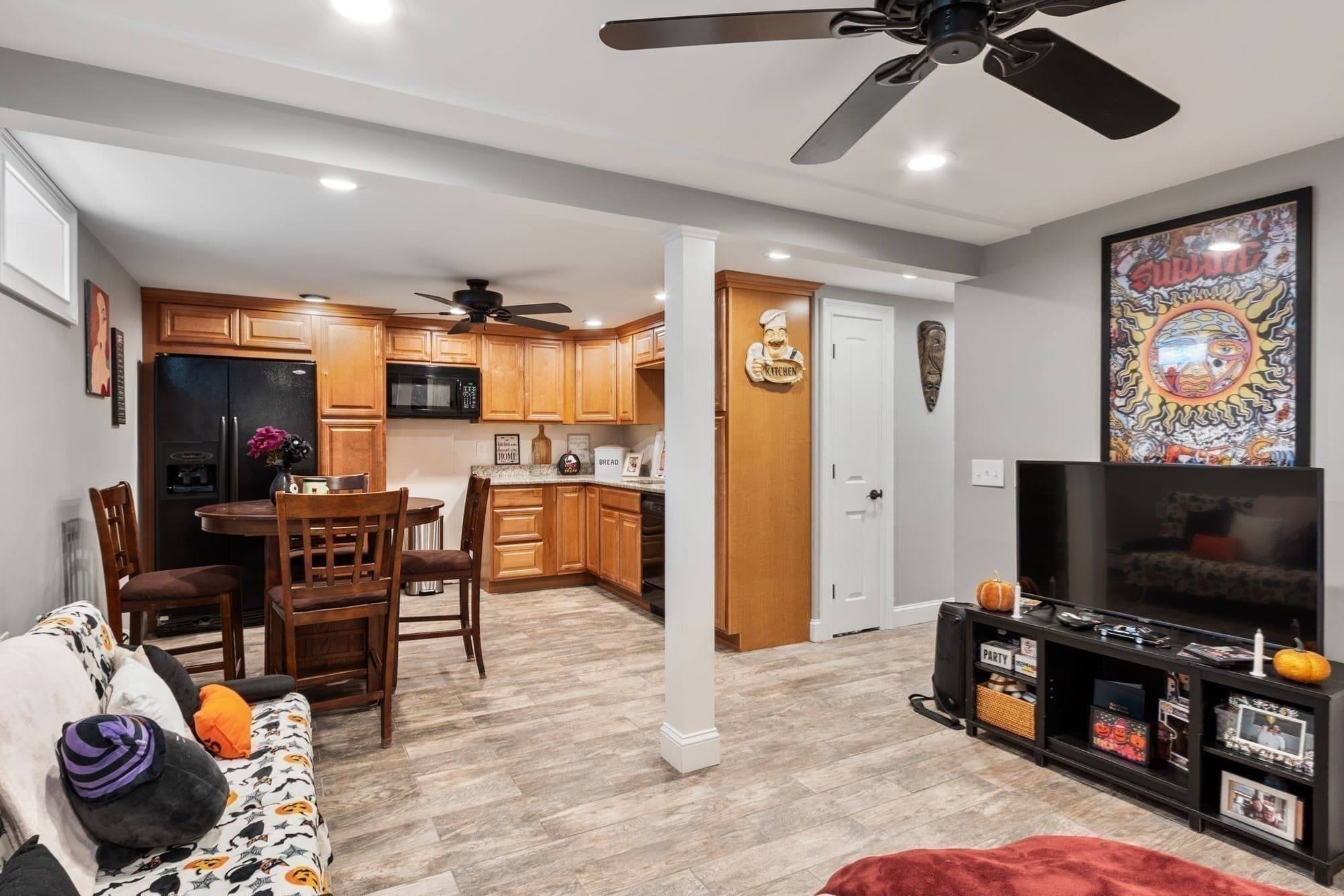 Single Family Residence at 4 Nutting Dr, Leominster MA 01453, Leominster, photo 28 of 42