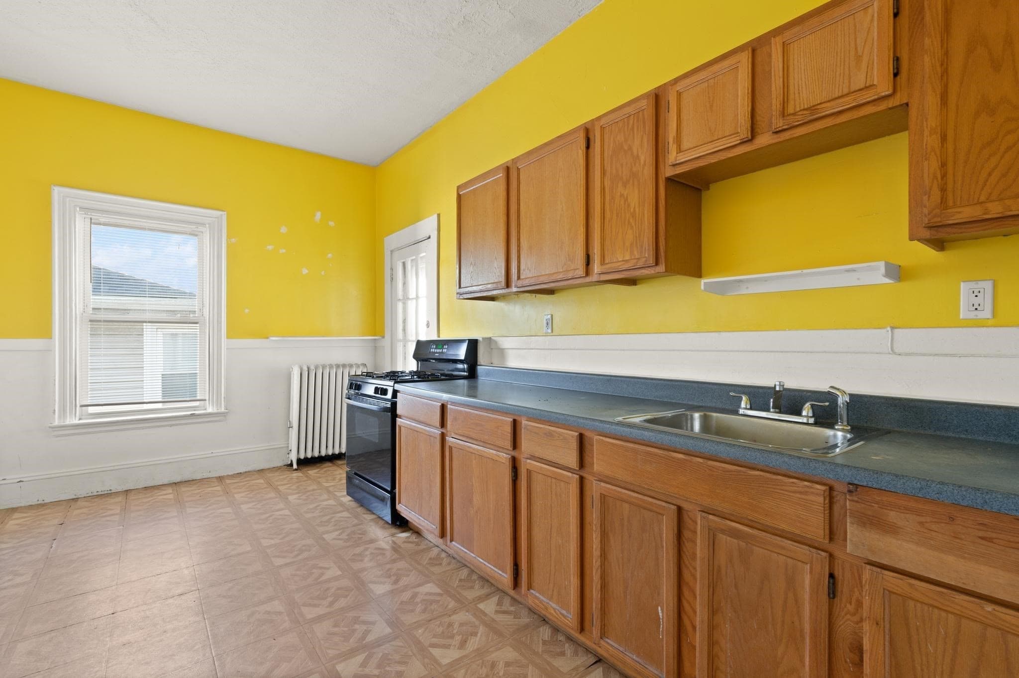 4 Family at 32-34 Linden St, Boston MA 02134, Boston, photo 22 of 40