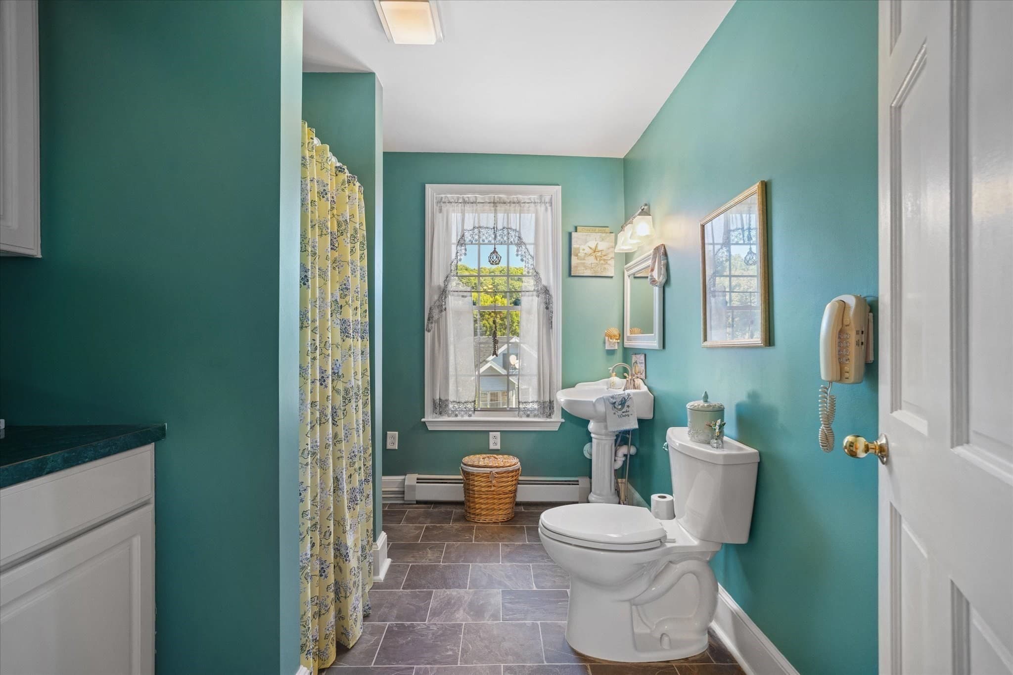 Single Family Residence at 47 Dartmouth St, Worcester MA 01604, Worcester, photo 23 of 36