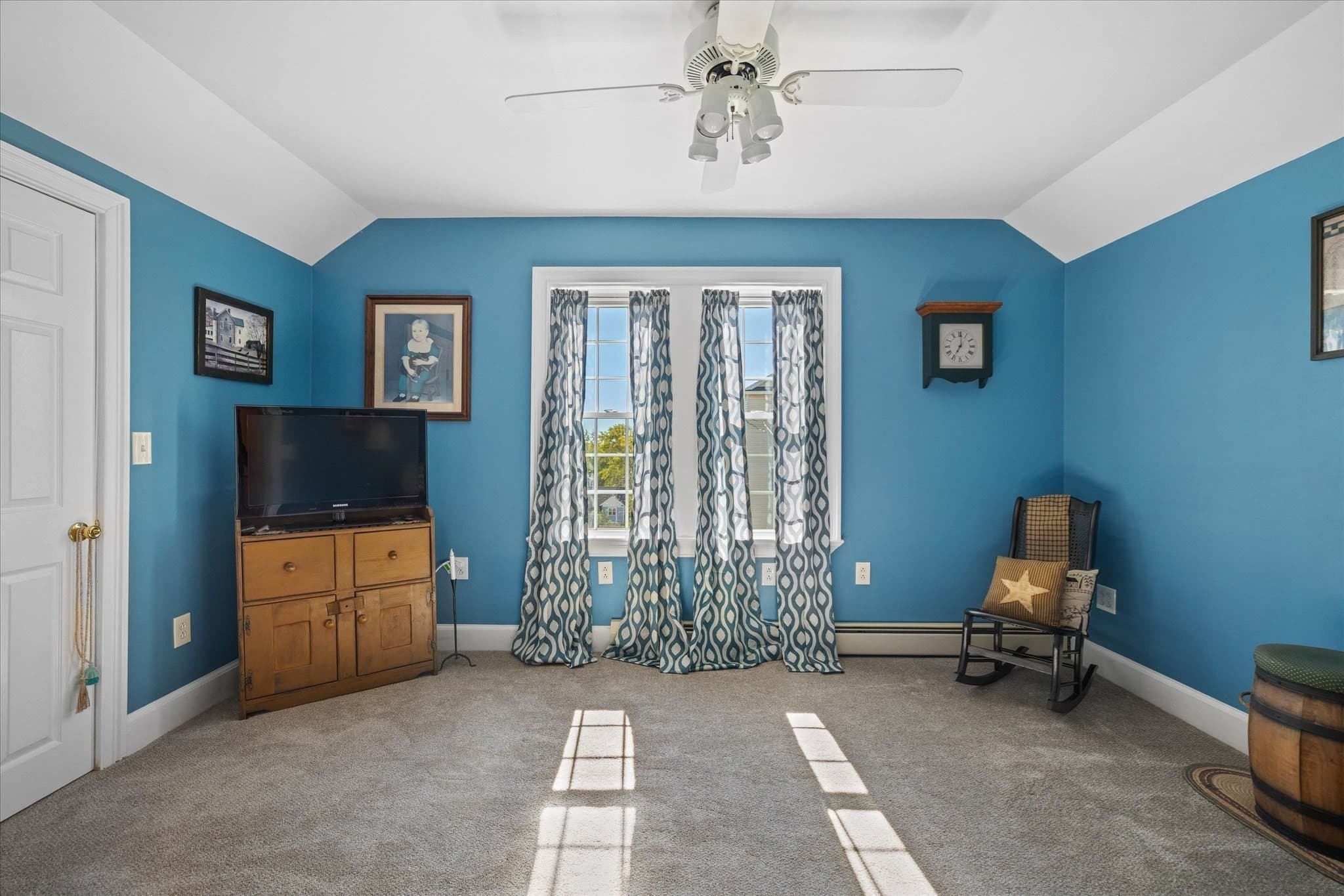 Single Family Residence at 47 Dartmouth St, Worcester MA 01604, Worcester, photo 24 of 36