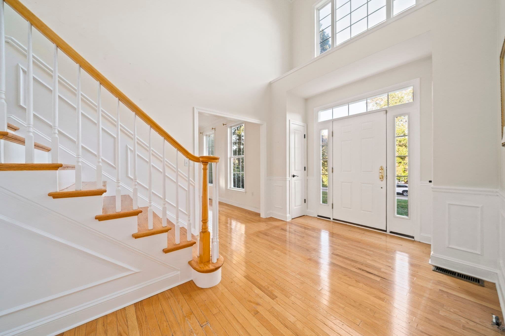 Single Family Residence at 25 Philips Farm Rd, Marshfield MA 02050, Marshfield, photo 4 of 42