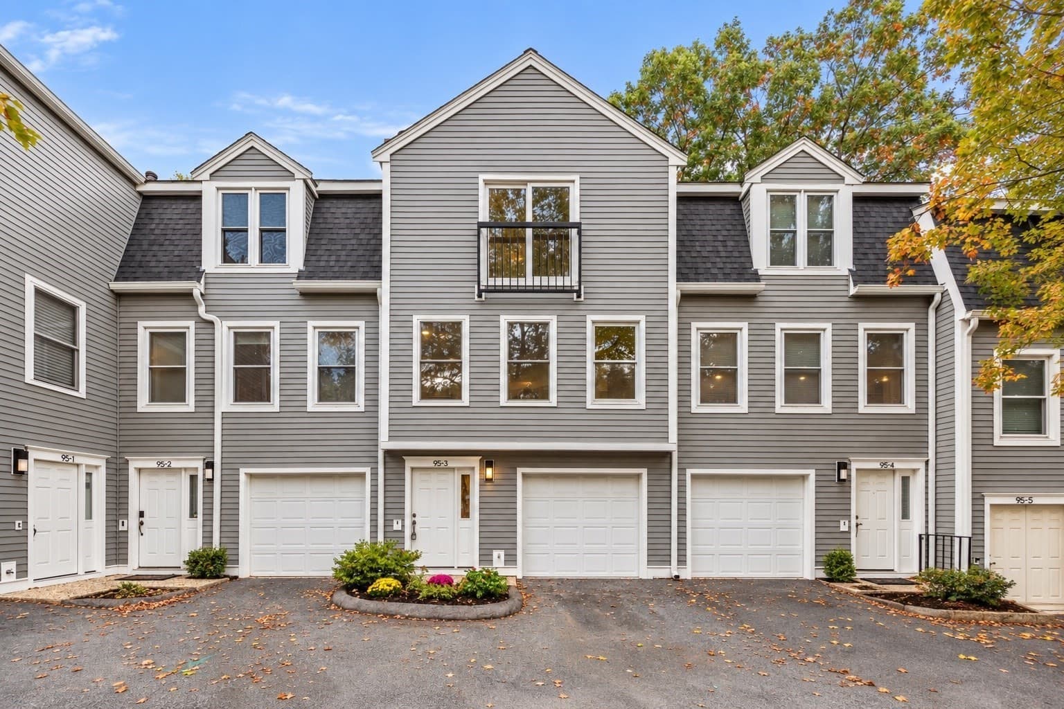 95 Anderer Ln # 3, Boston MA 02132