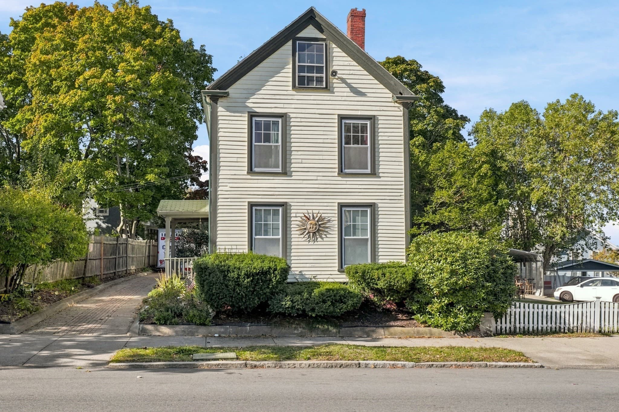 75 Nahant St, Lynn MA 01902