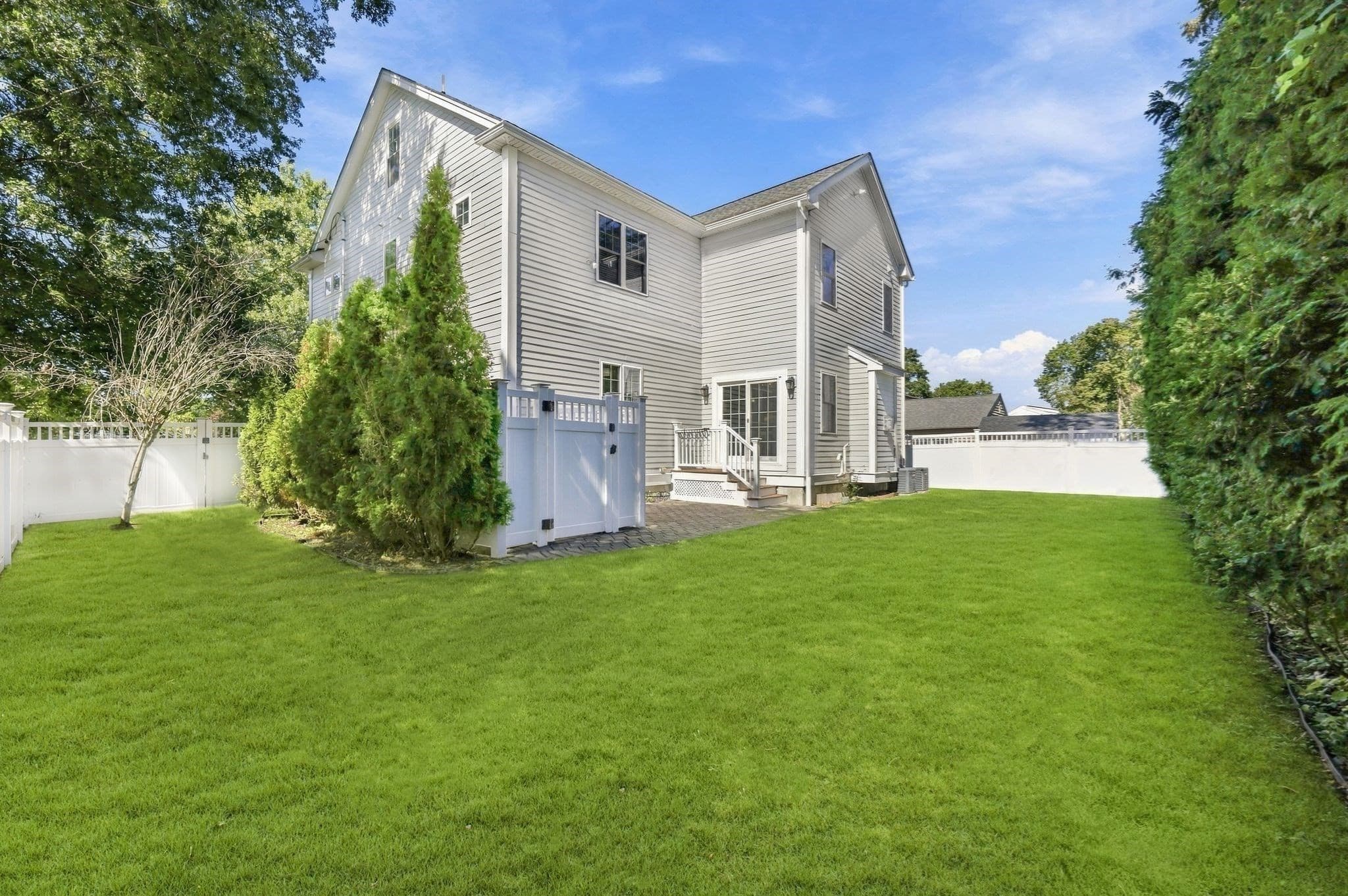 Single Family Residence at 95 Spiers Road, Newton MA 02459, Newton, photo 37 of 41