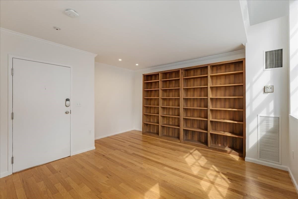 Condominium at 106 13th # 312, Boston MA 02129, Boston, photo 12 of 42