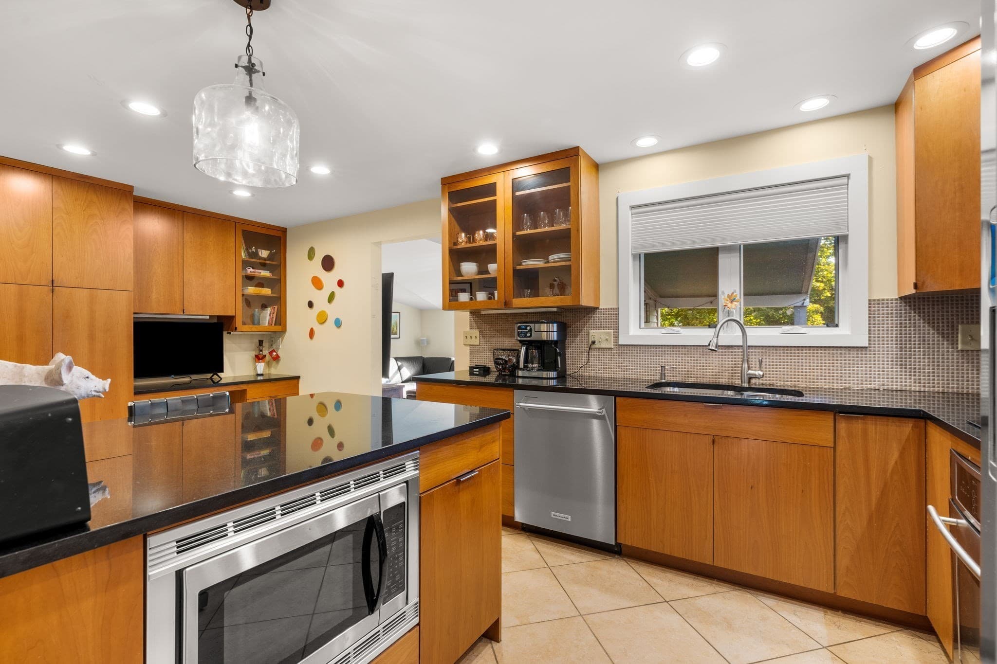 Single Family Residence at 3 Lavalley Ln, Newburyport MA 01950, Newburyport, photo 10 of 42