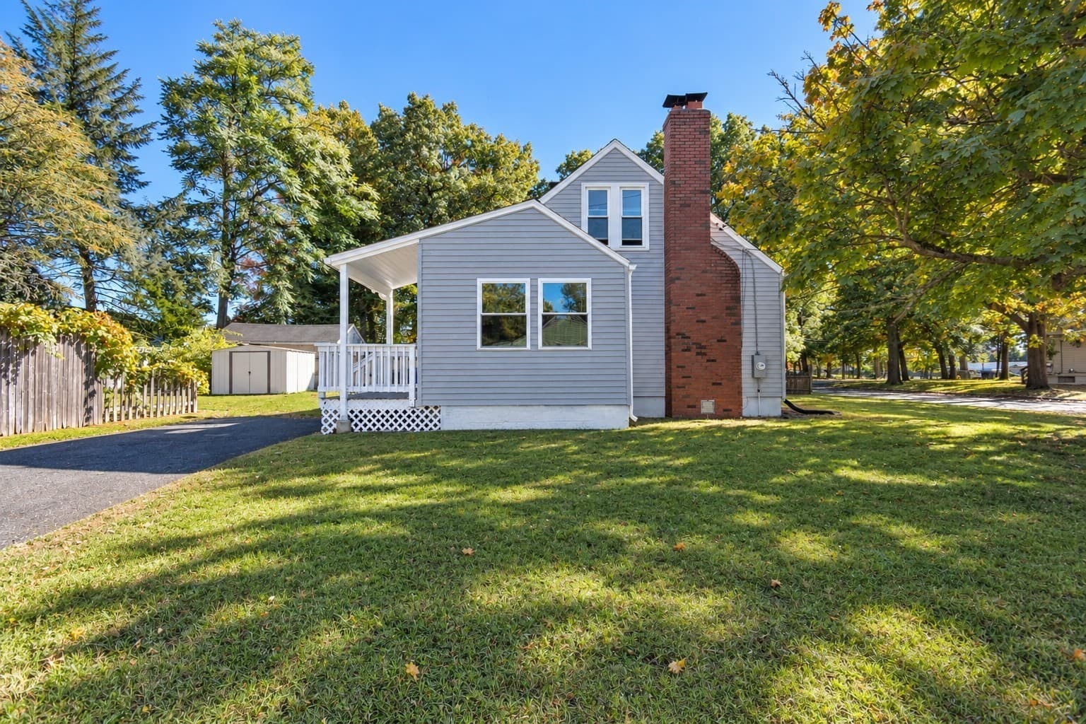 Single Family Residence at 66 Curve St, Springfield MA 01104, Springfield, photo 6 of 25
