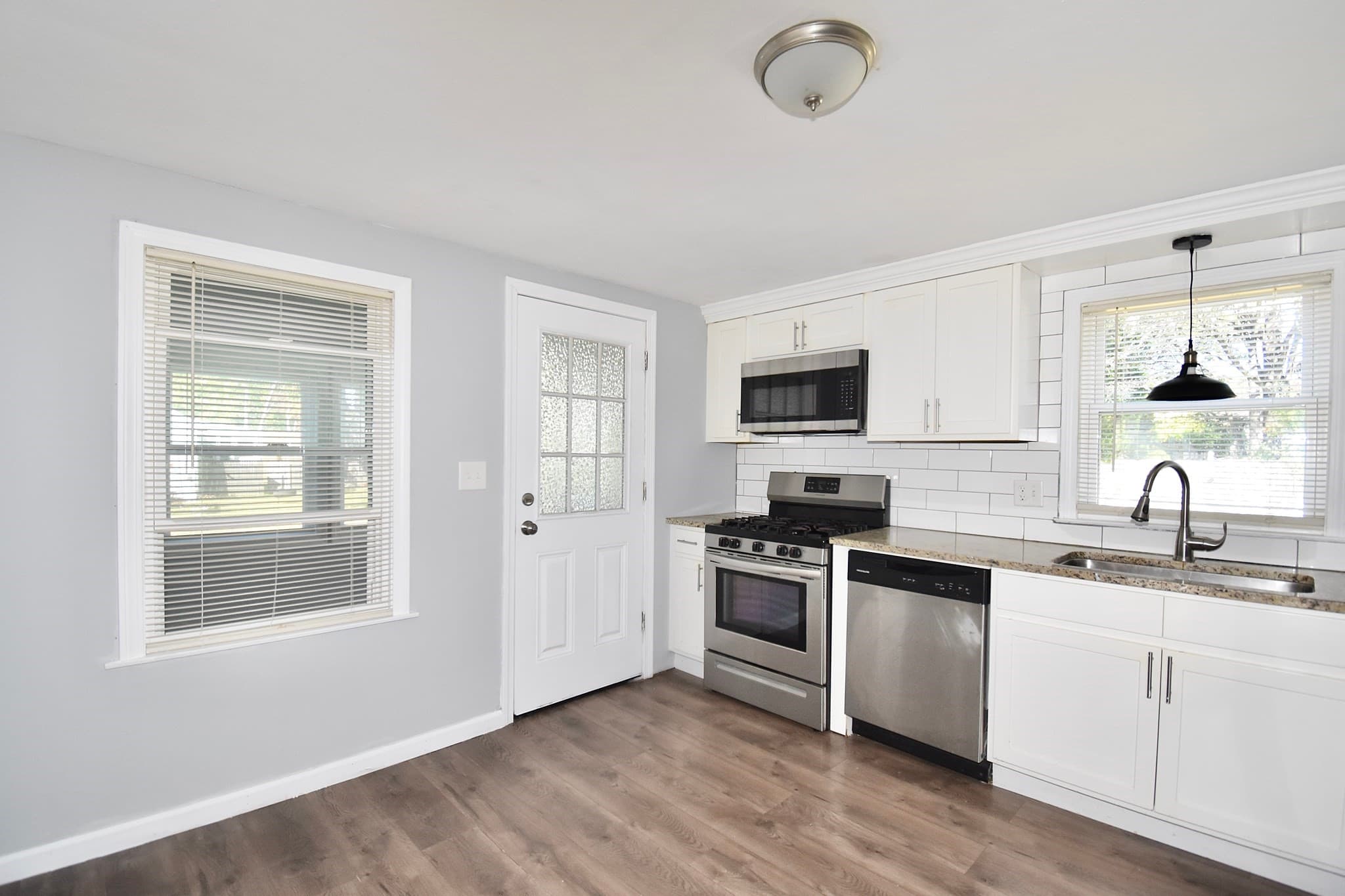 Single Family Residence at 66 Curve St, Springfield MA 01104, Springfield, photo 13 of 25