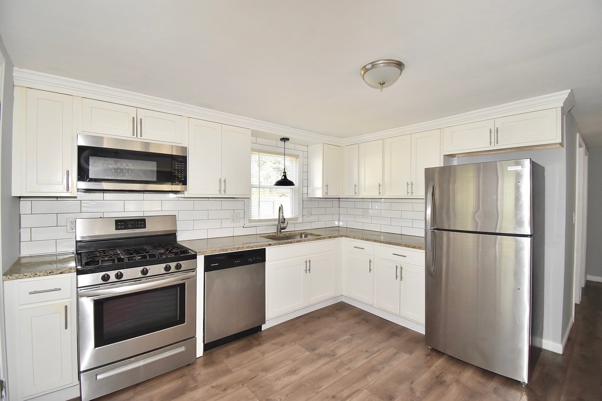 Single Family Residence at 66 Curve St, Springfield MA 01104, Springfield, photo 12 of 25