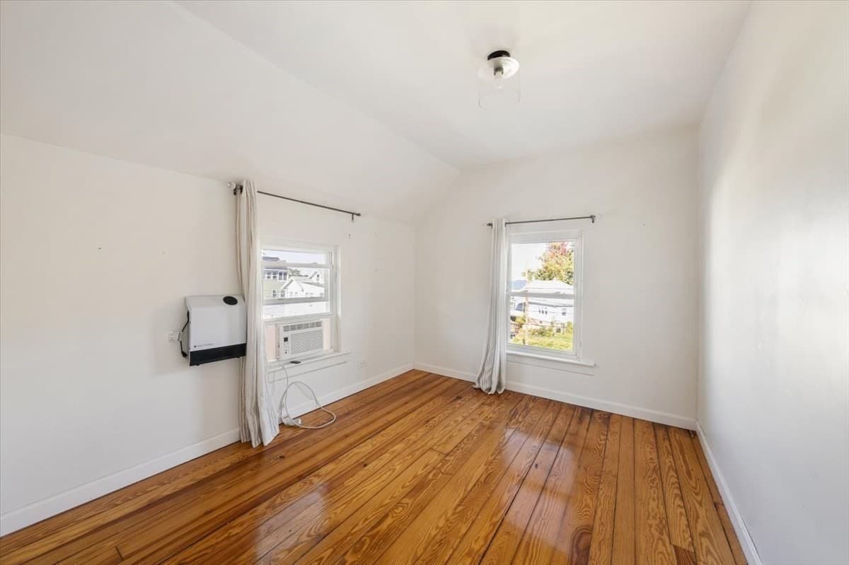 Single Family Residence at 41 Massasoit Rd, Weymouth MA 02191, Weymouth, photo 20 of 39