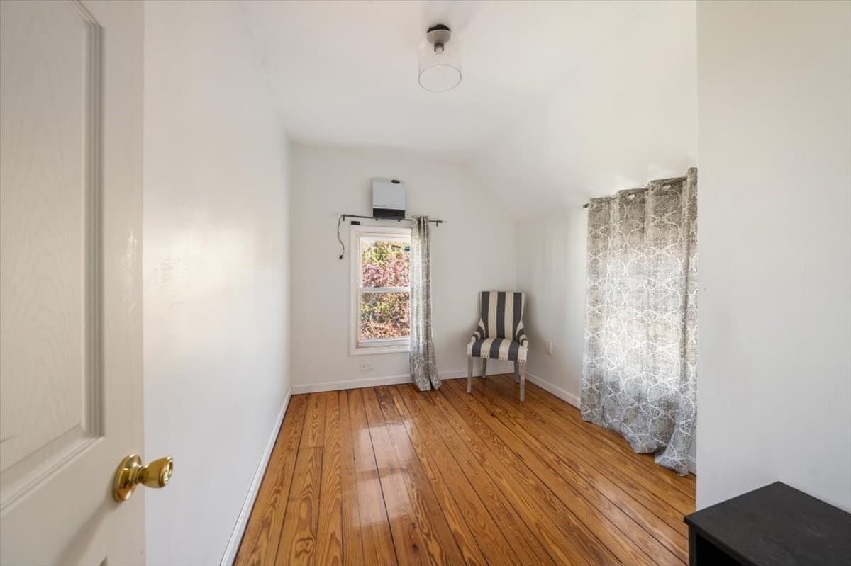 Single Family Residence at 41 Massasoit Rd, Weymouth MA 02191, Weymouth, photo 19 of 39