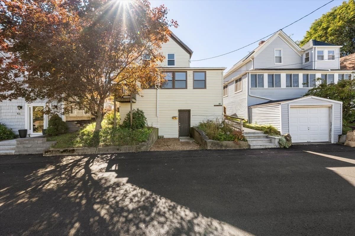 Single Family Residence at 41 Massasoit Rd, Weymouth MA 02191, Weymouth, photo 4 of 39