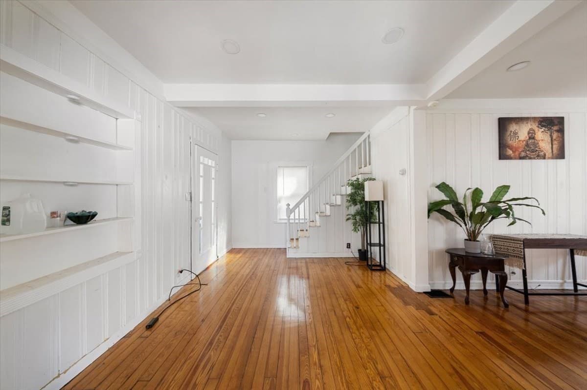Single Family Residence at 41 Massasoit Rd, Weymouth MA 02191, Weymouth, photo 8 of 39