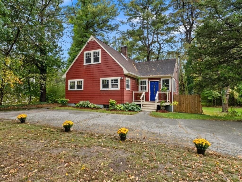 290 East Street, Westwood MA 02090