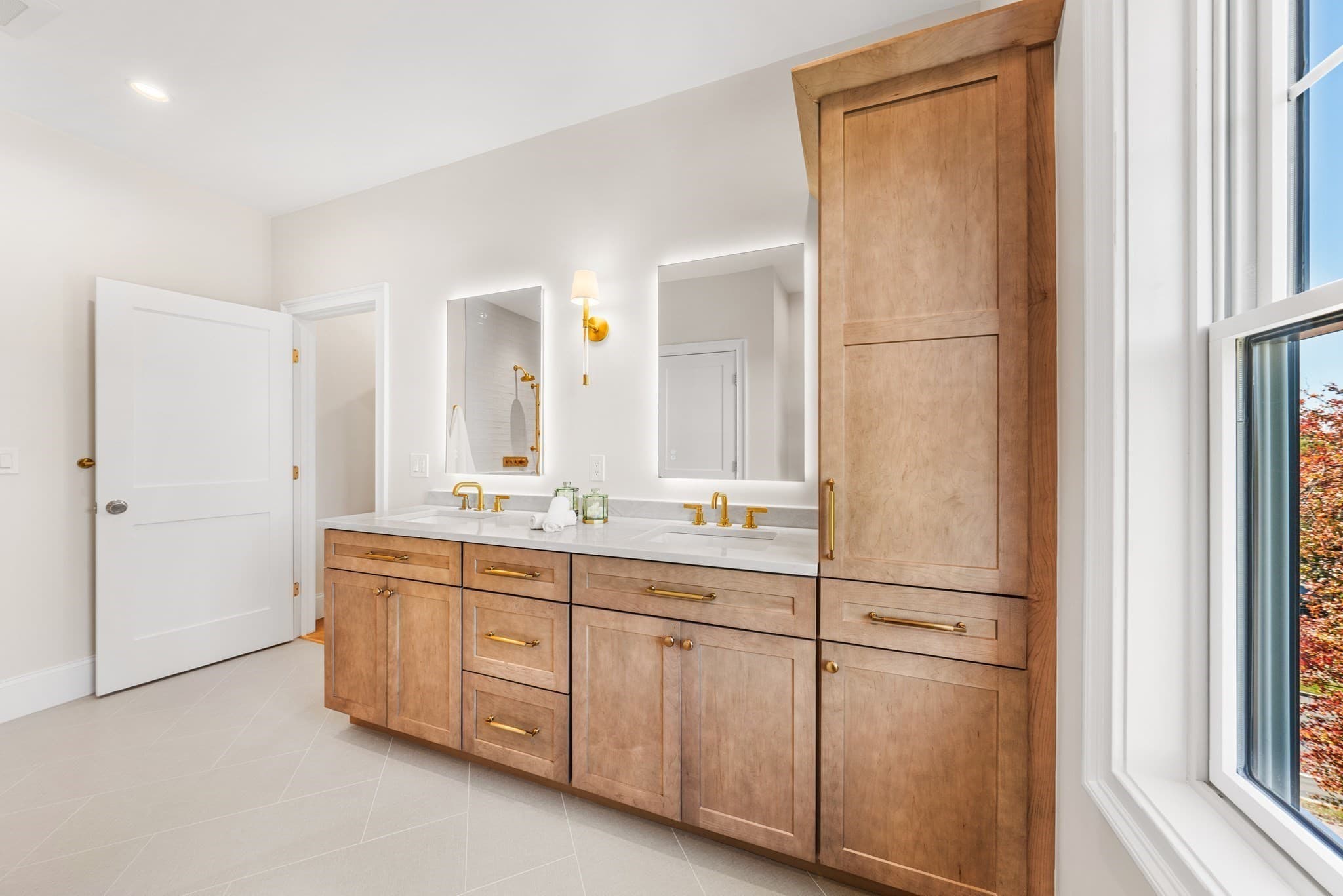 Condominium at 4 Crescent Rd # 1, Needham MA 02494, Needham, photo 13 of 26