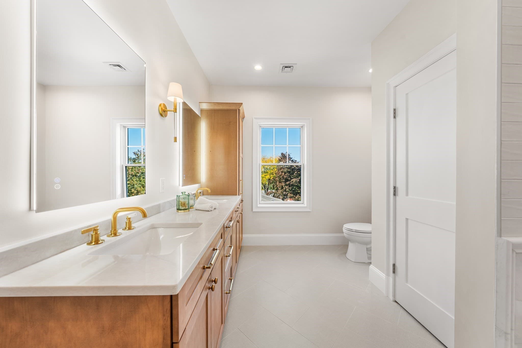 Condominium at 4 Crescent Rd # 1, Needham MA 02494, Needham, photo 12 of 26