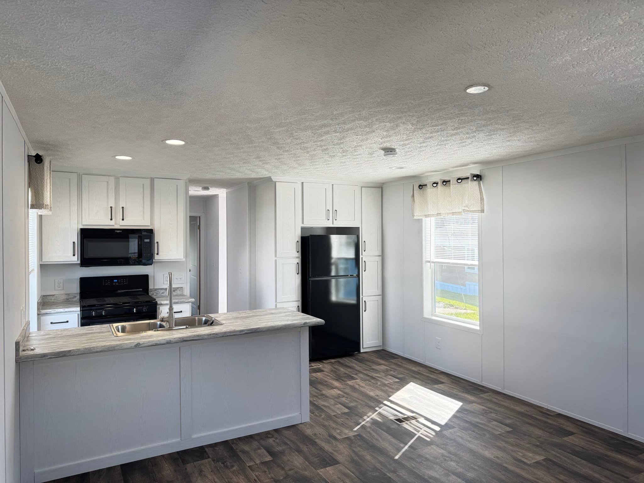 Mobile Home at 131 Washington Street # 25, Foxboro MA 02035, Foxboro, photo 5 of 21
