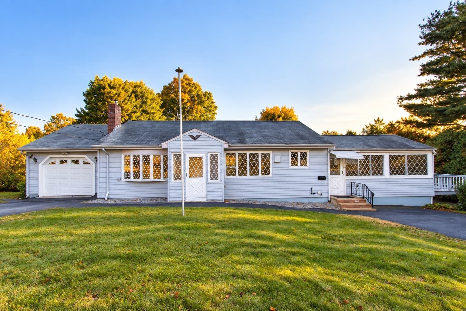 20 Antrim Road, Framingham MA 01701