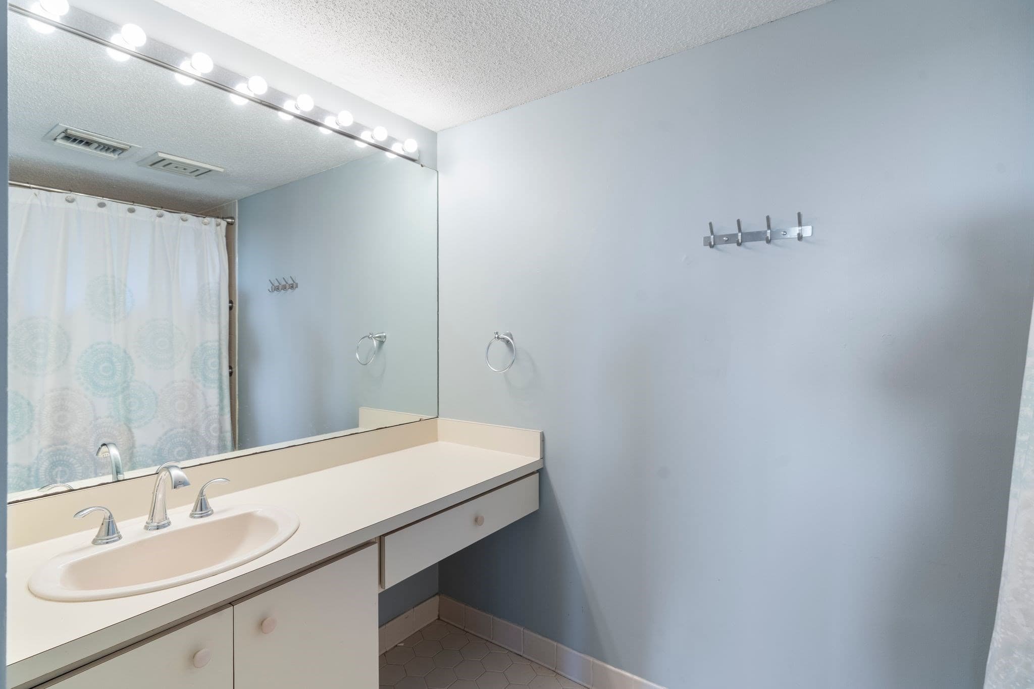 Condominium at 200 Burkhall St # 503, Weymouth MA 02190, Weymouth, photo 12 of 16
