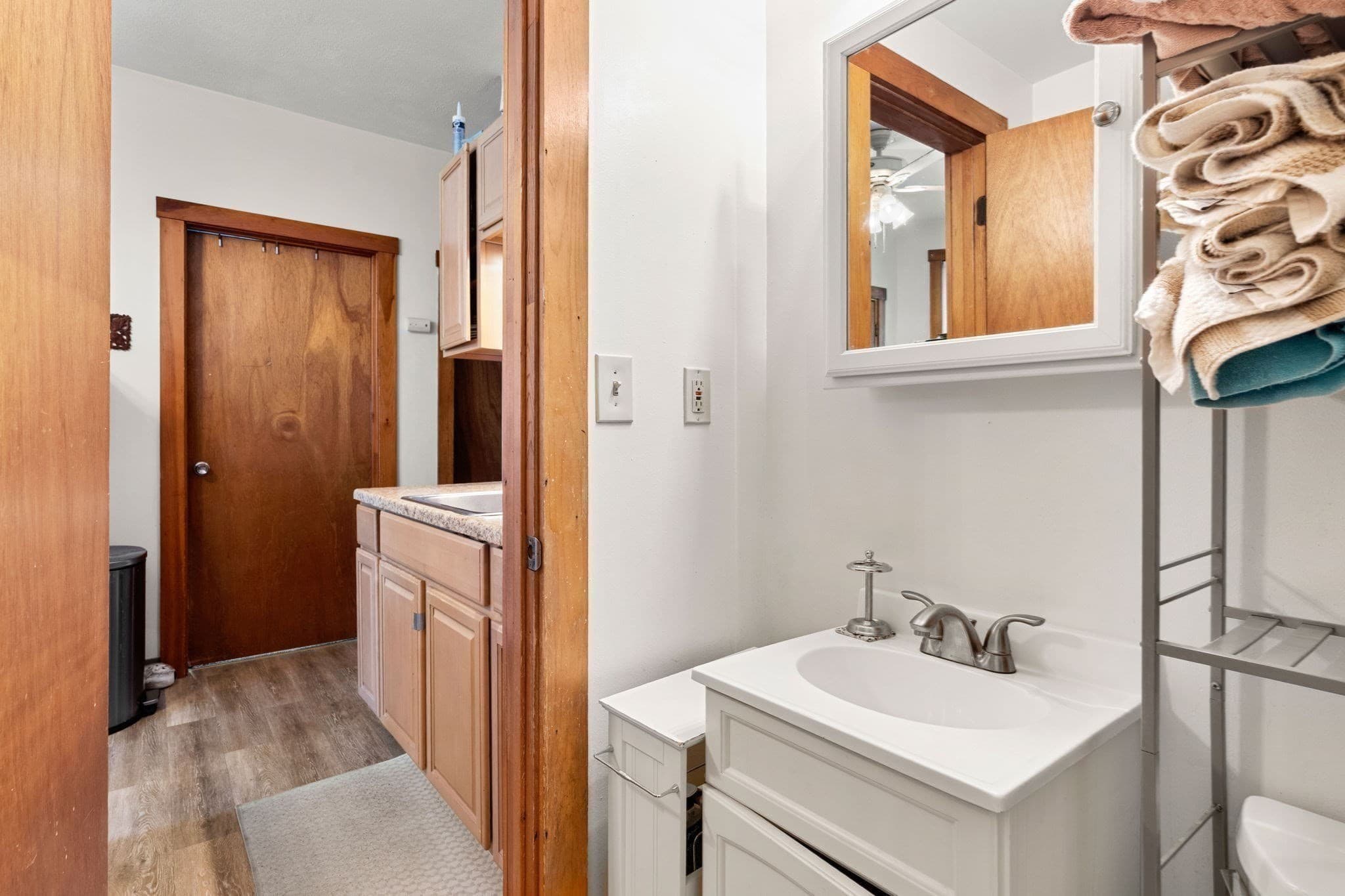 Condominium at 158 Park # 3, Beverly MA 01915, Beverly, photo 8 of 14