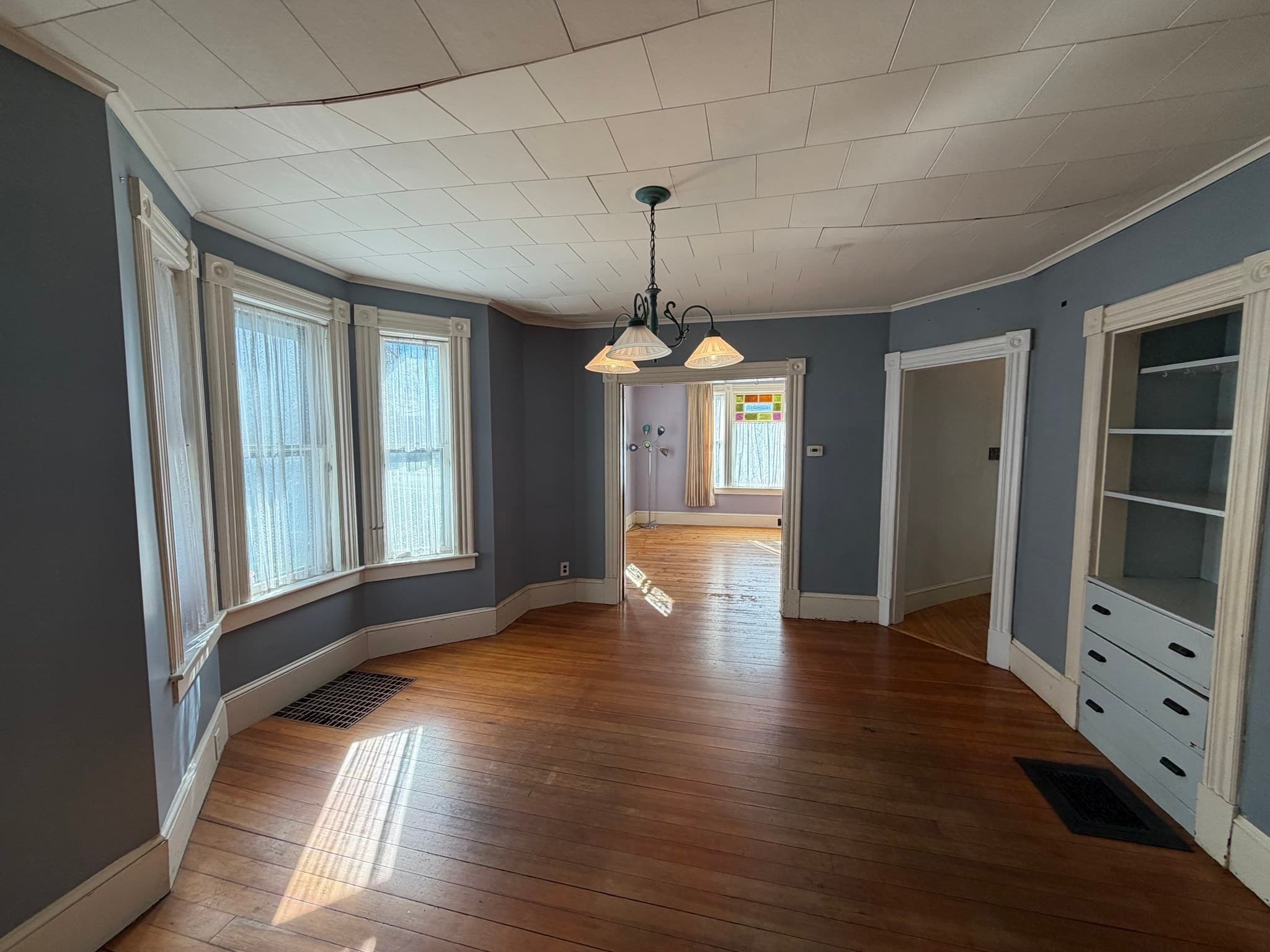 Single Family Residence at 23 Phillips St, Greenfield MA 01301, Greenfield, photo 11 of 27