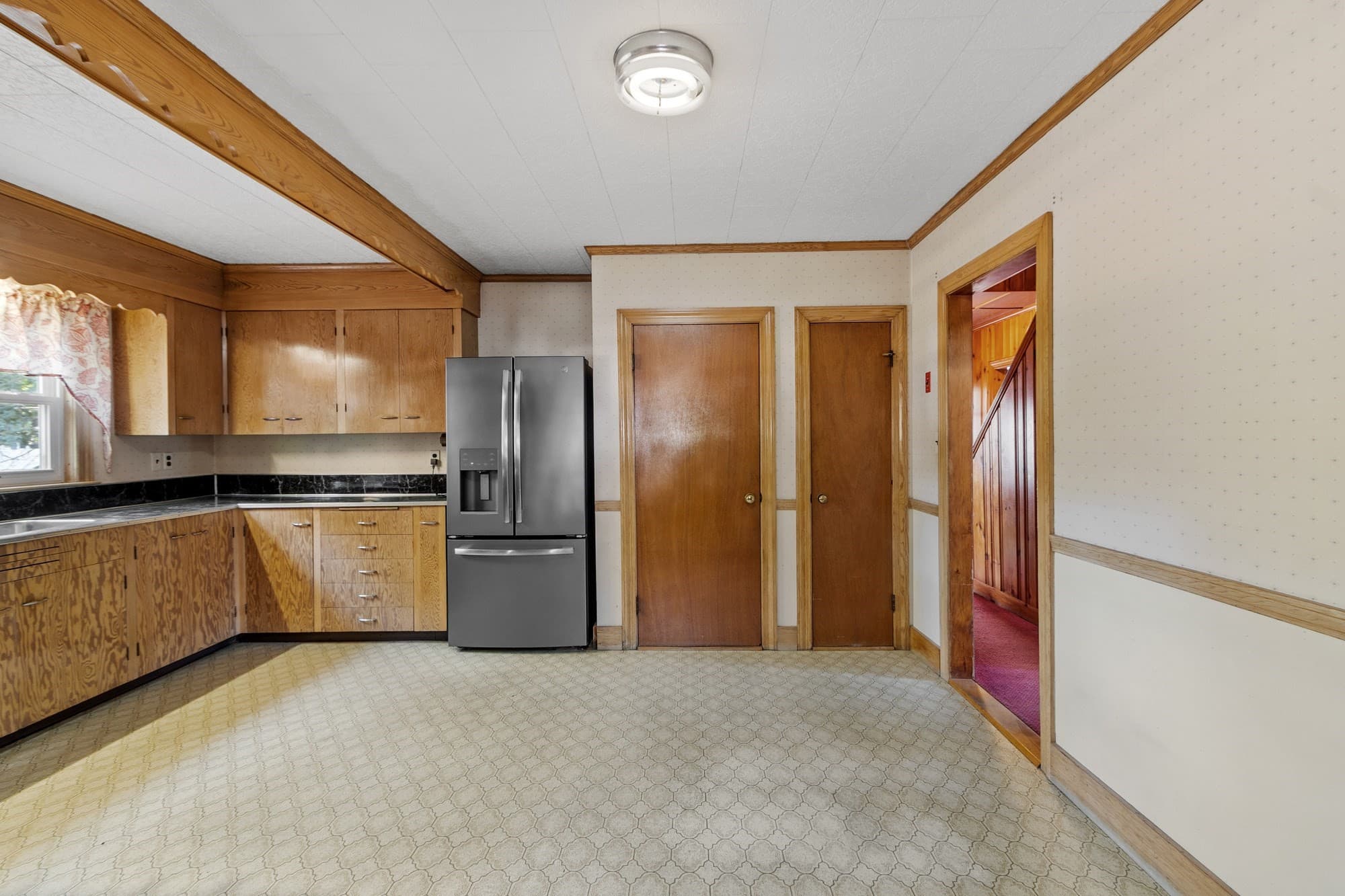 Single Family Residence at 24 Faulkner Ave, Wilmington MA 01887, Wilmington, photo 3 of 17